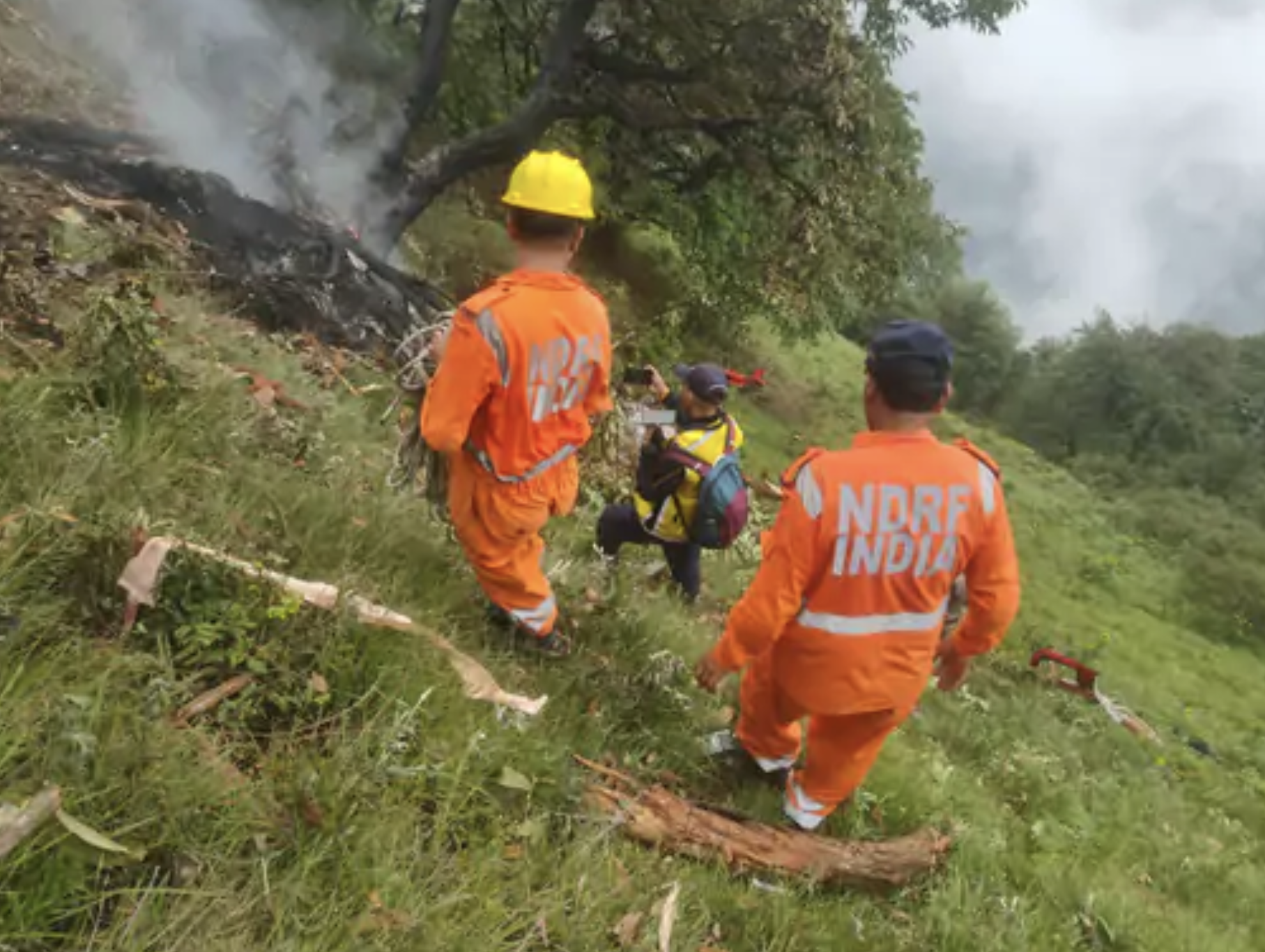 Helicopter crashed on Kedarnath route in Rudraprayag. Photo- Information Department Rudraprayag